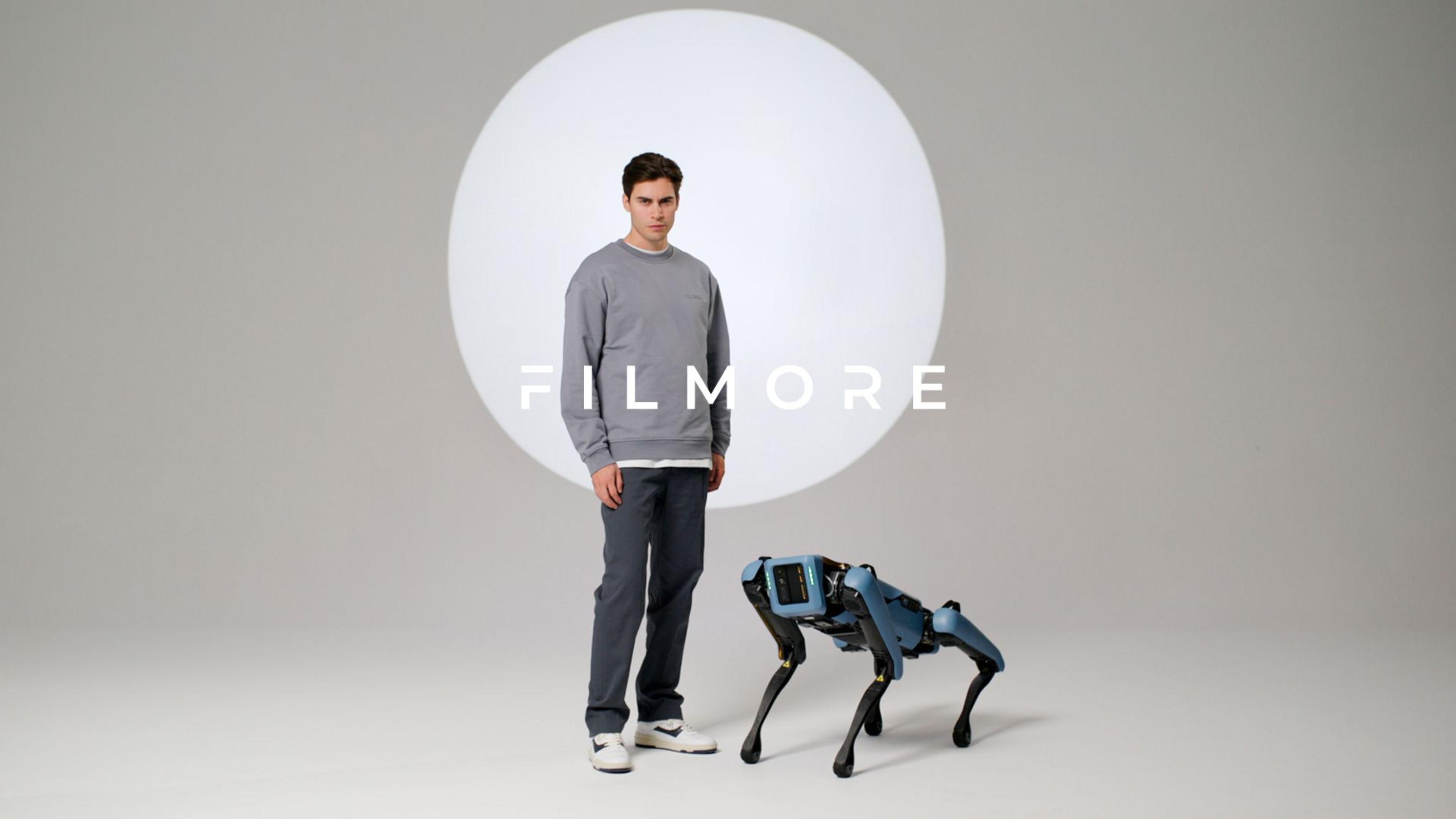 Filmore lanceert nieuwe collectie met een echte robot