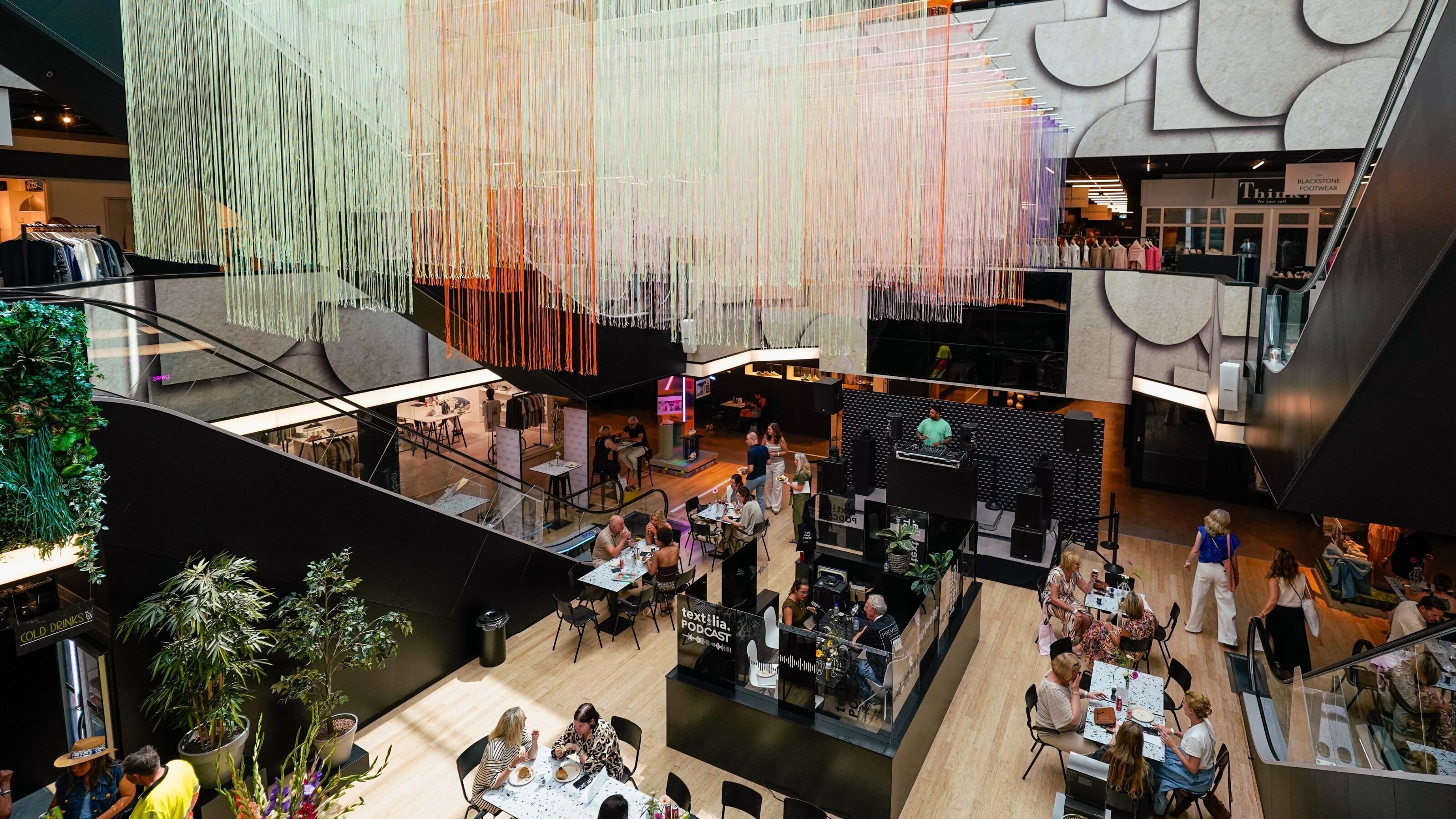 PODCAST #23 “Go niche or go home”: Hans van breukelen over de toekomst van sport & retail 