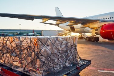 sample-consolidatie-creamoda-logistics-air-freight-lr.jpg