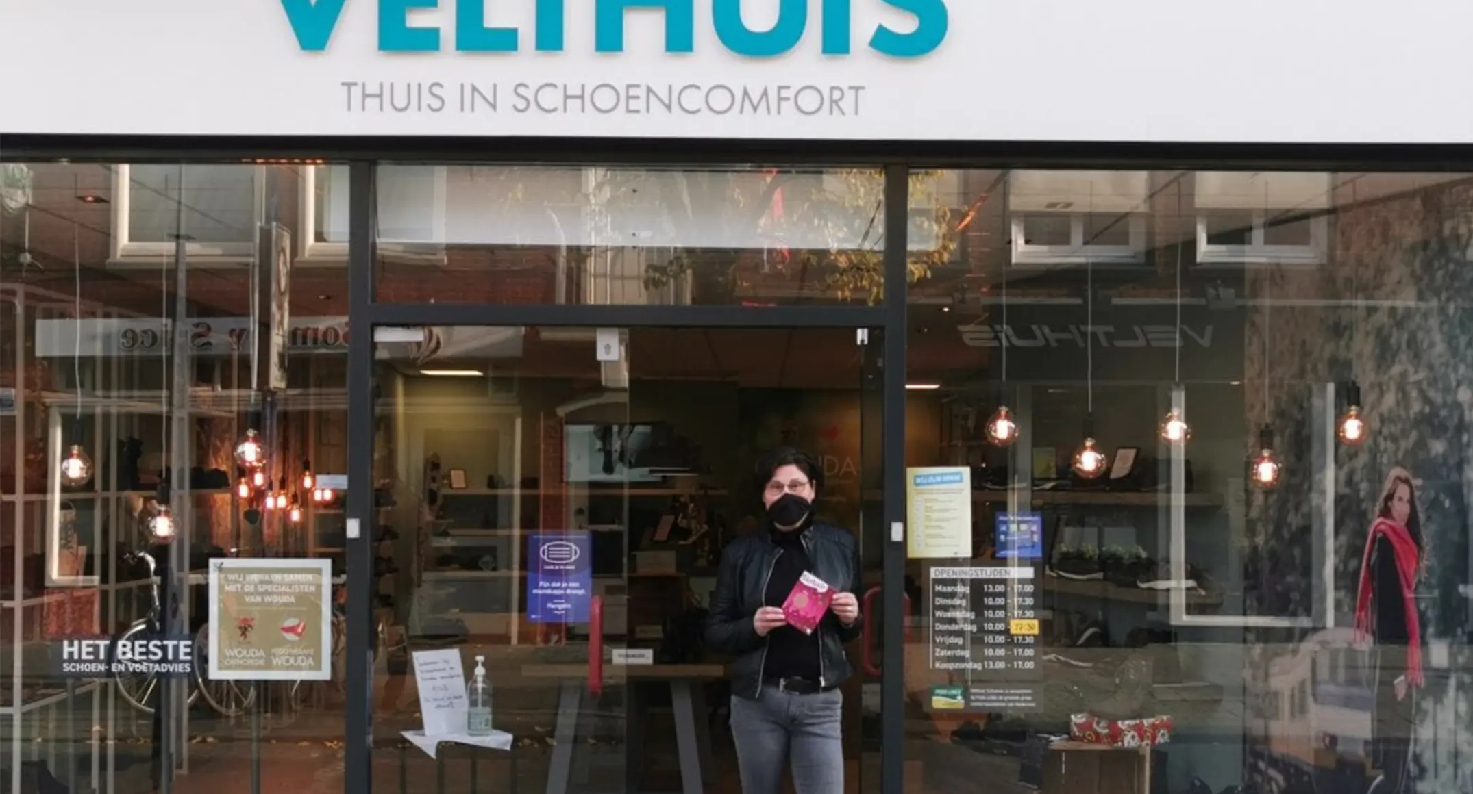 Bij Velthuis Schoenen in Hengelo is het Chocolate Friday CAST